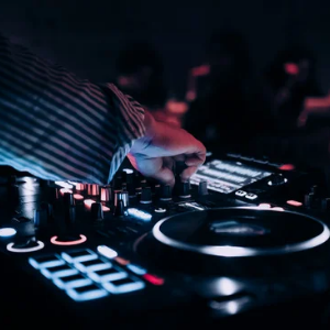 Event Organizer Musik: Menghadirkan Pengalaman Musik yang Tak Terlupakan