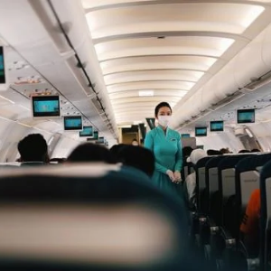 Kebaya Pramugari Garuda Indonesia: Perpaduan Elegansi dan Budaya