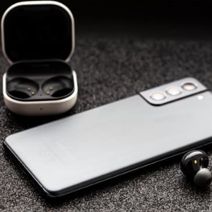 Harga Samsung Galaxy S20 BTS Edition