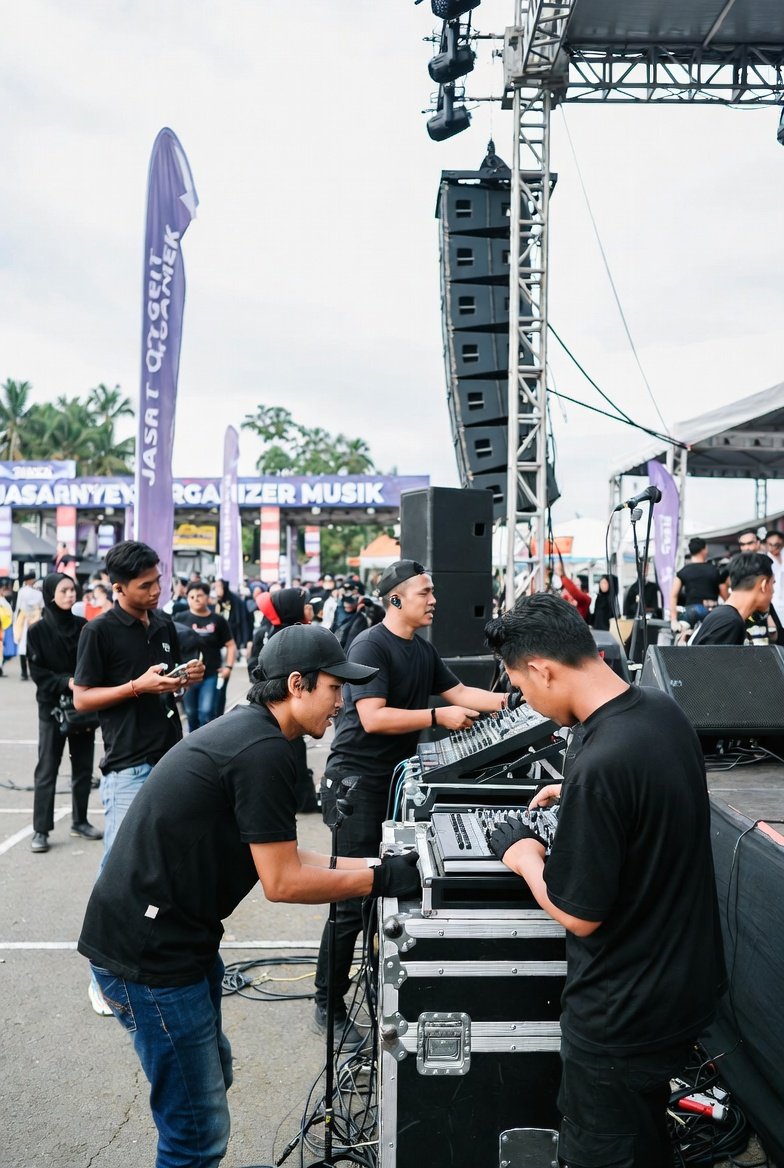 Jasa Event Organizer Musik Terbaik di Indonesia 2026: Panduan Lengkap untuk Konser dan Festival Sukses